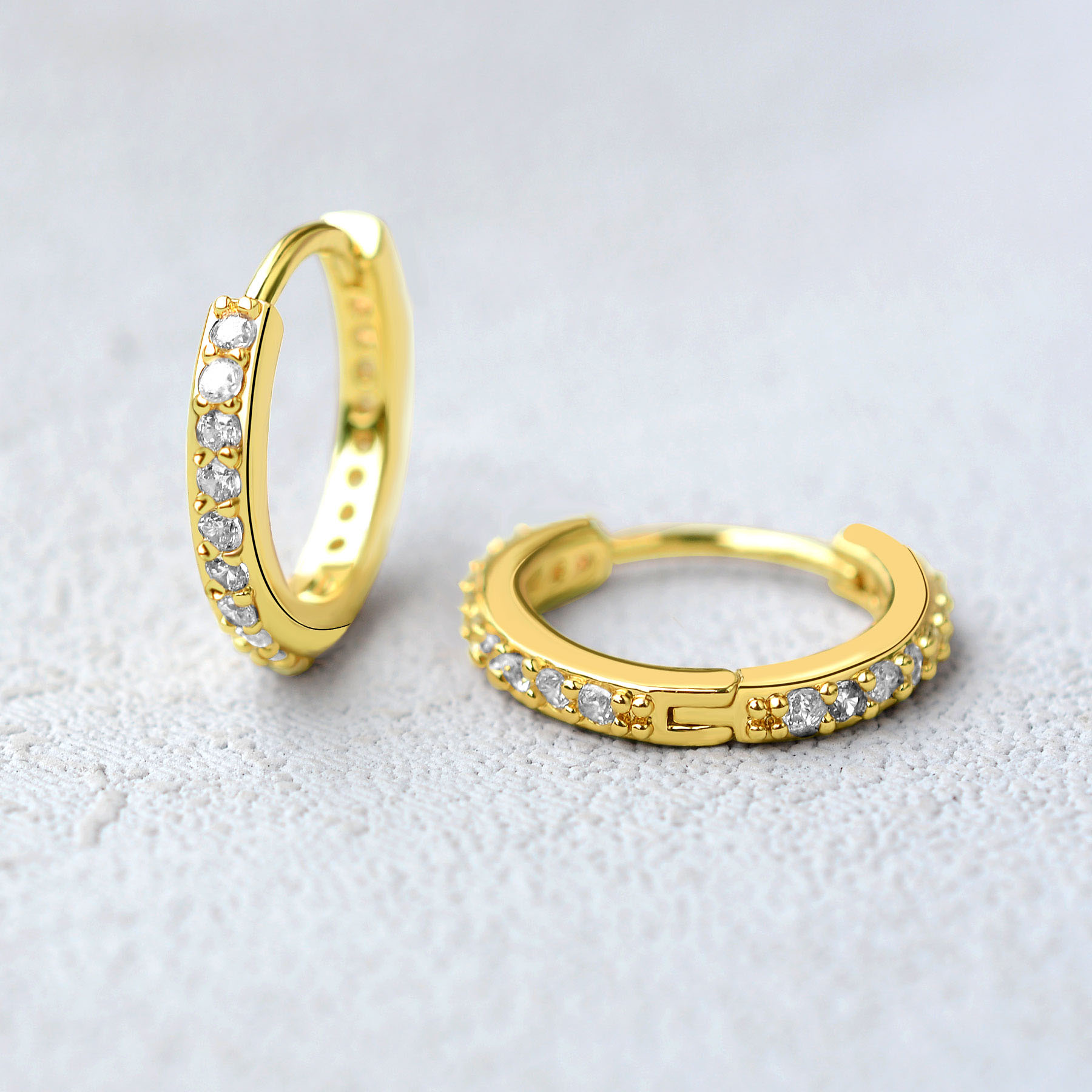Pendientes de aro Huggies de c - Conch Earring Hoop reseña y precio
