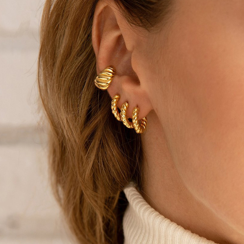 Pendientes Huggies redondos pe - Conch Earring Hoop reseña y precio